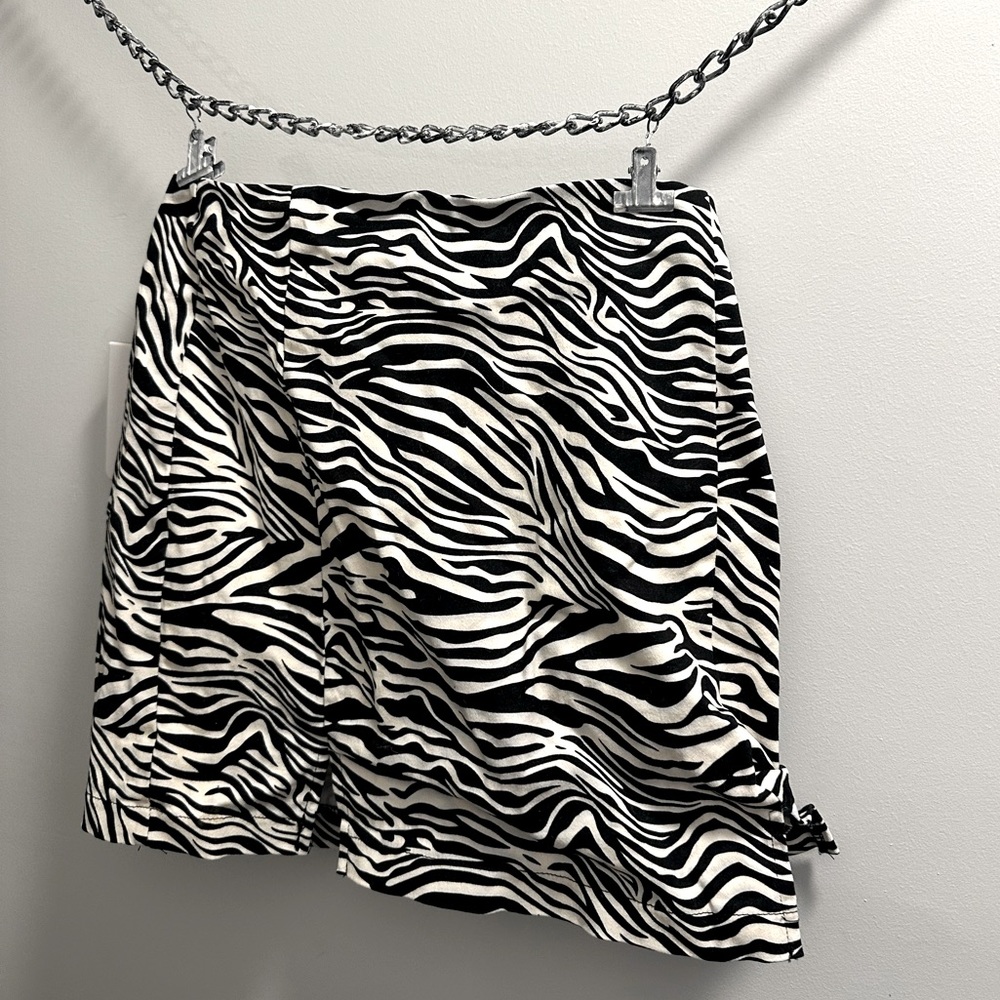 Zebra mini skirt